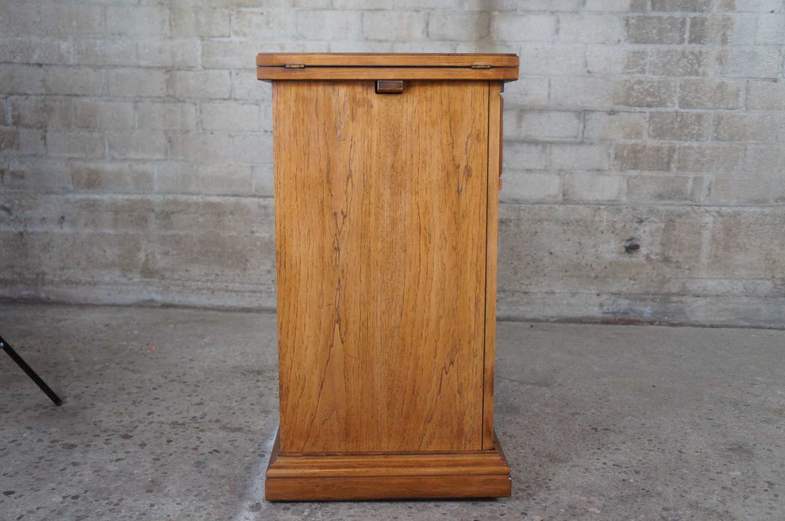 Thomasville Walnut & Walnut Burl Mobile Flip-Top Server Buffet