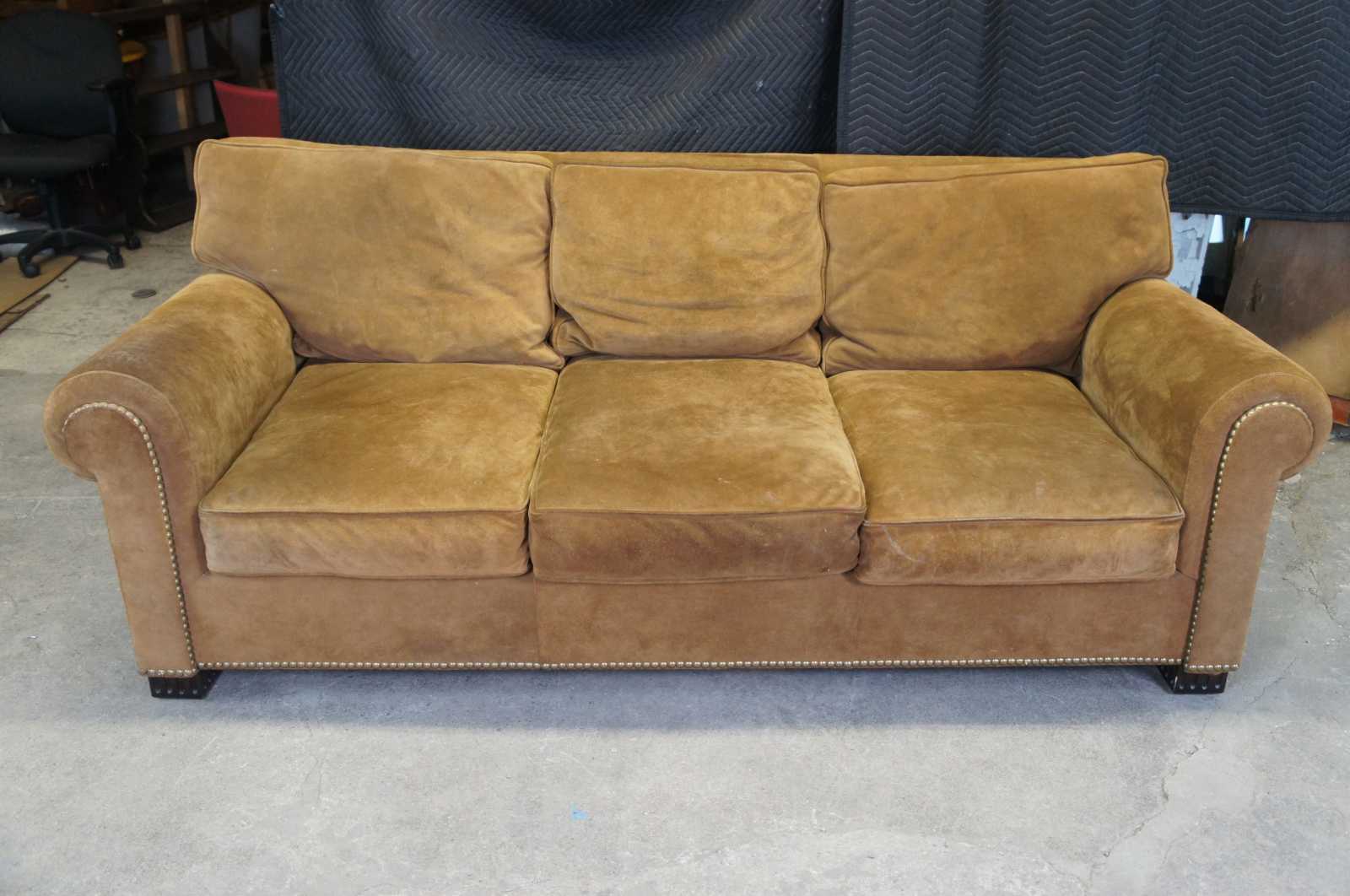 Nailhead Jamaica Salon Sofas Couch