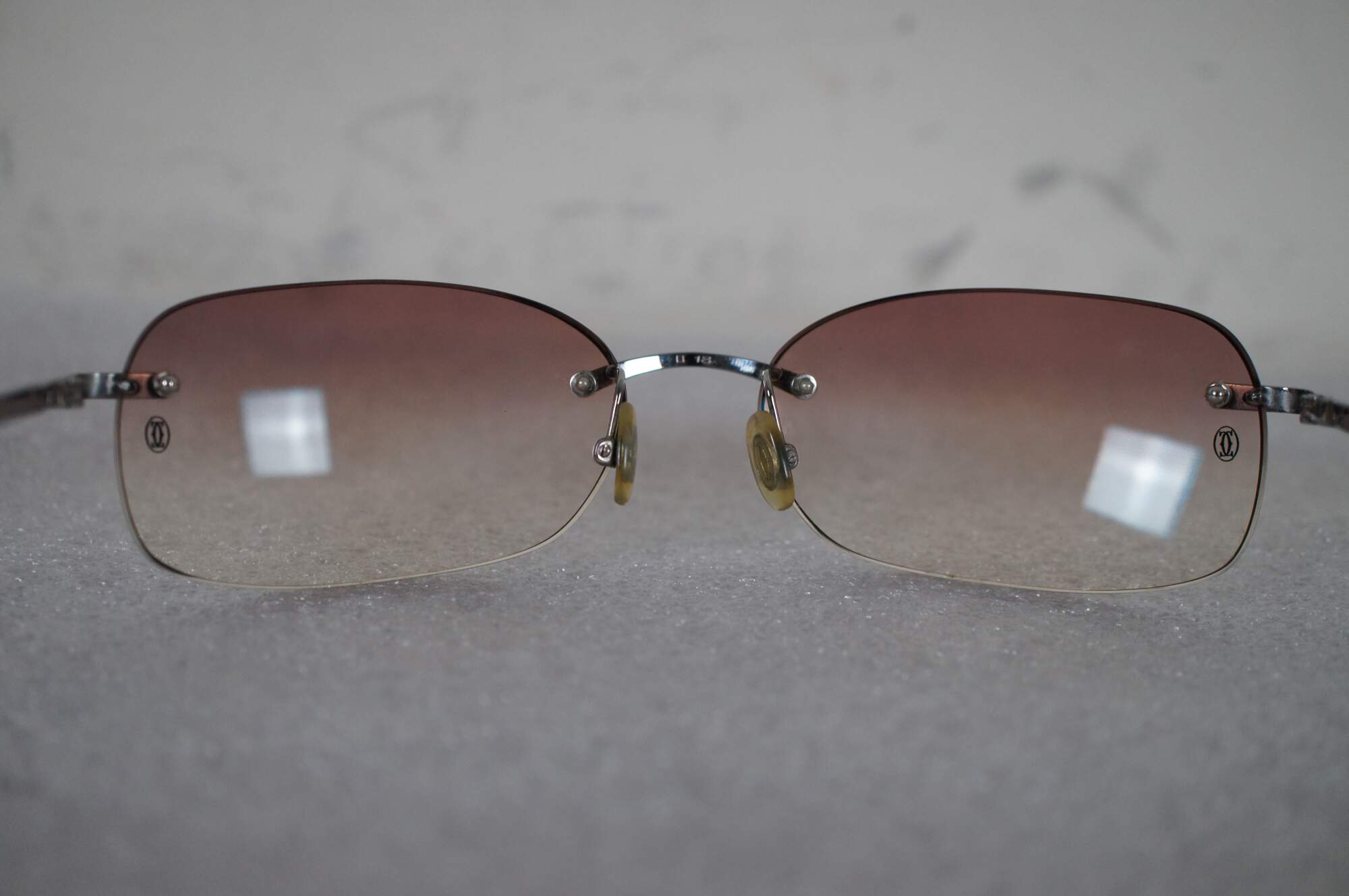 Cartier France Titanium 18 135 Rimless Sunglasses Eyeglasses Pink Gradient  Case