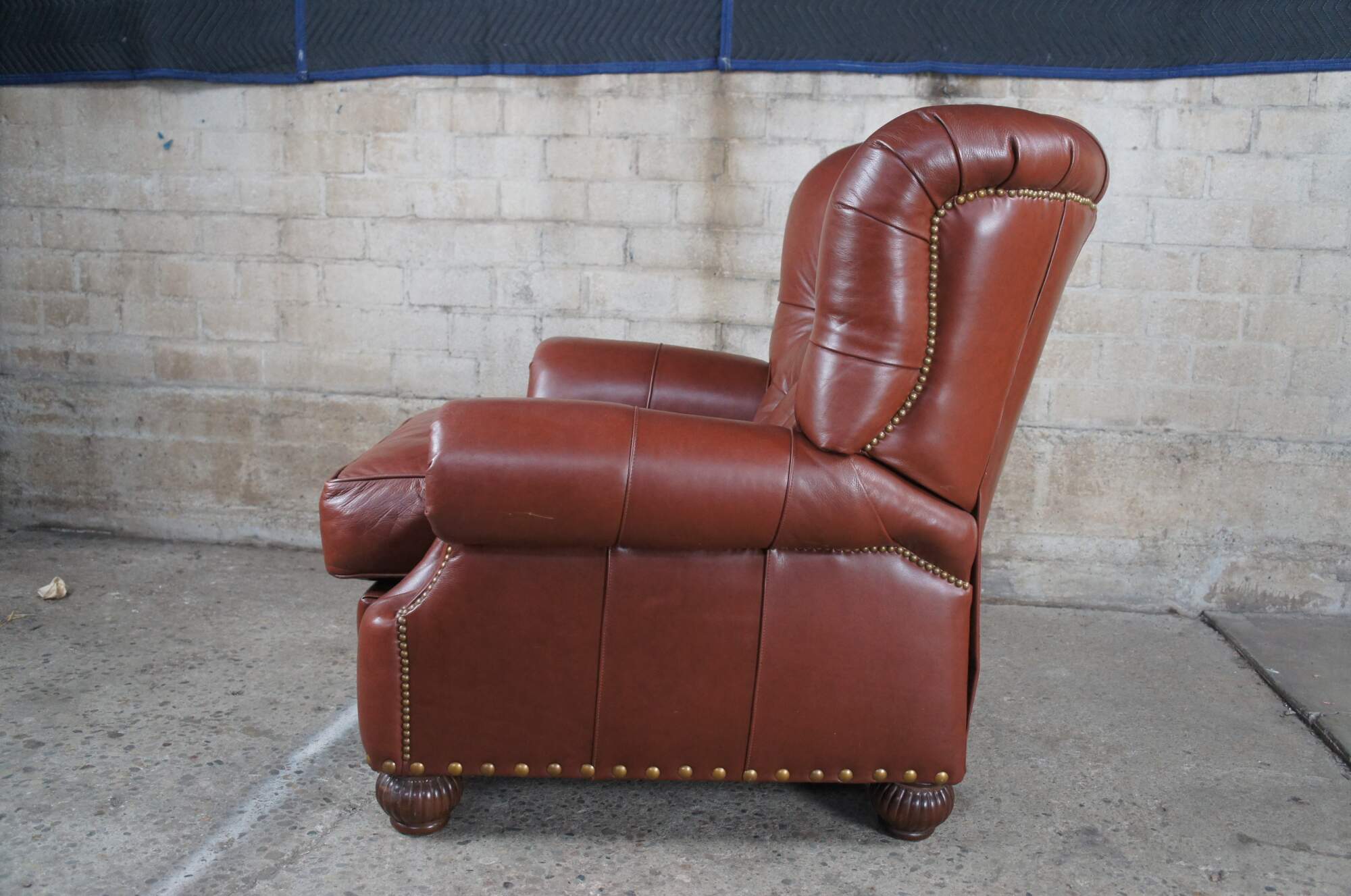 Leathercraft Chesterfield Chestnut Leather Tufted Wingback Recliner Arm